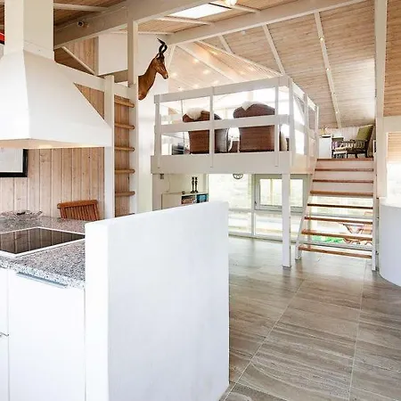 Sleeps 8 Pool Wifi Klitlund