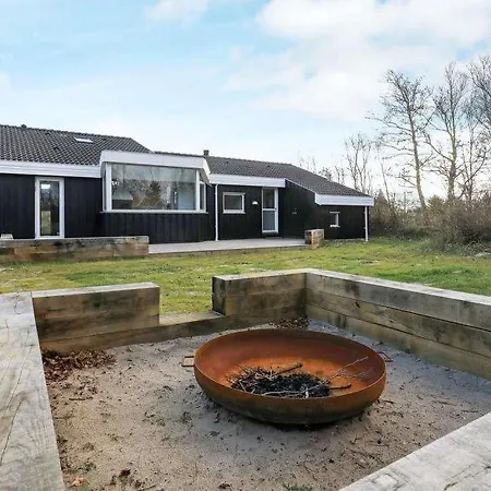 Sleeps 8 Pool Wifi Klitlund